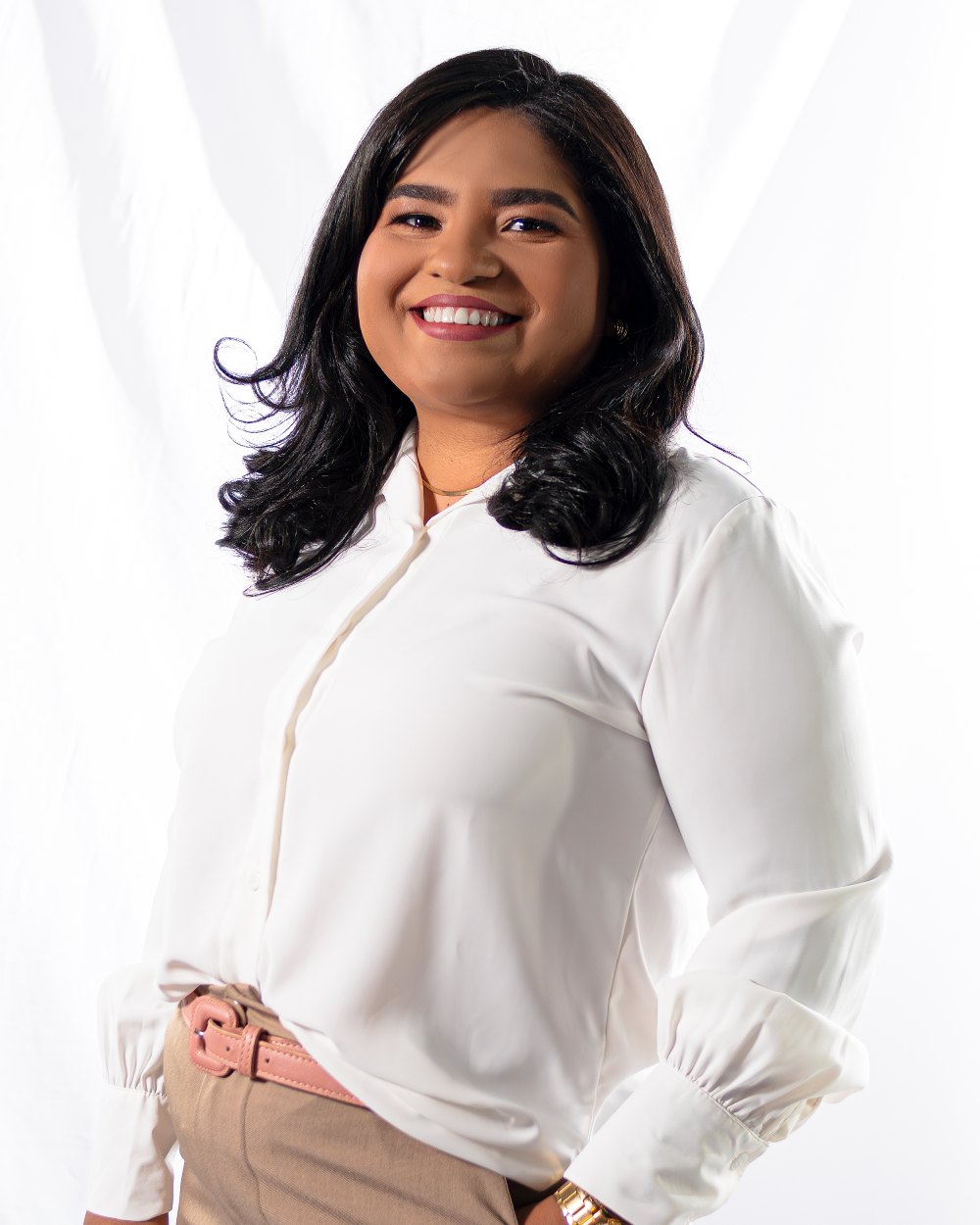 Dra. Adriele Pereira Oliveira
