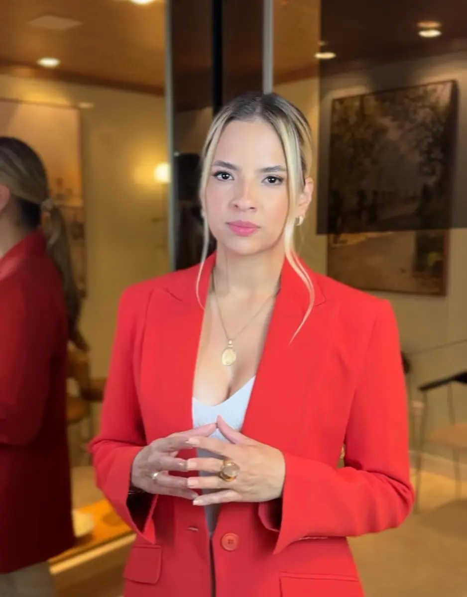 Dra. Yasmin Larissa Moura Guimarães